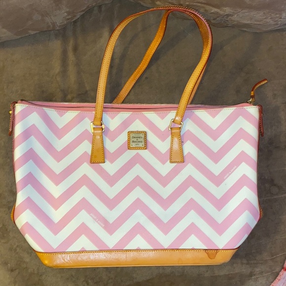 Dooney & Bourke Handbags - Vintage Dooney & Bourke Tote Bag